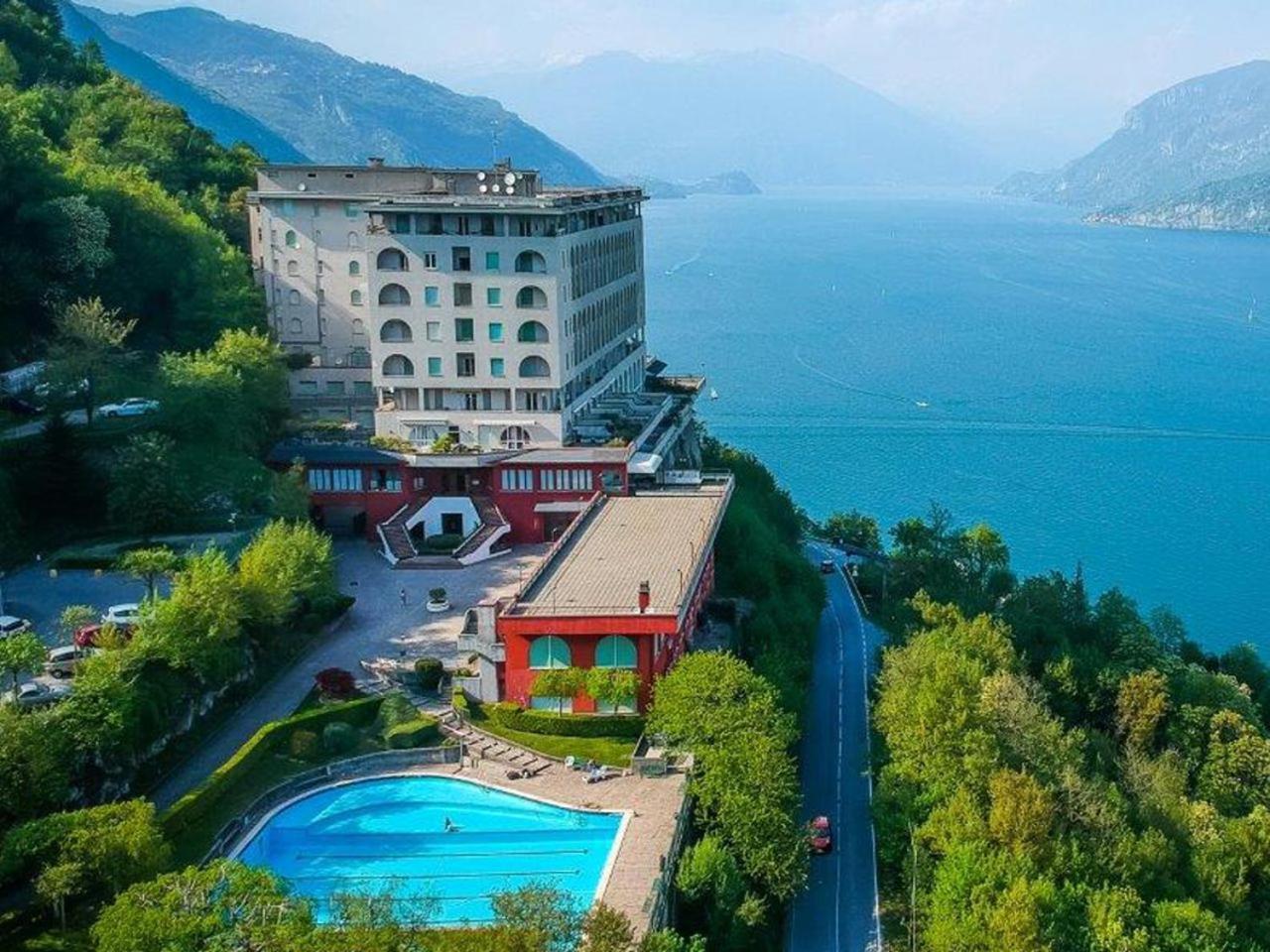 Appartamenti Lago Di Como Valbrona Luaran gambar